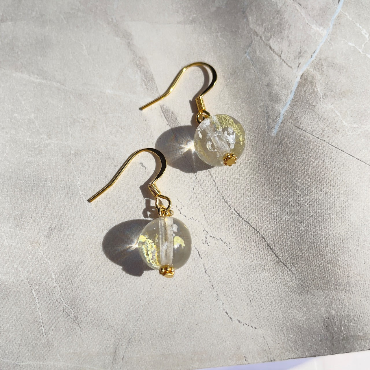 inori ピアス （フック）　金箔入り