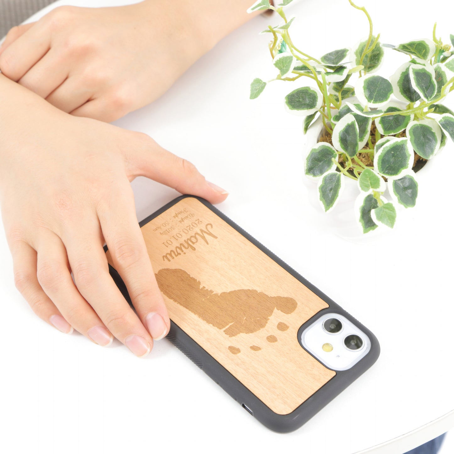そのまま手形足形iPhoneケース（木製）